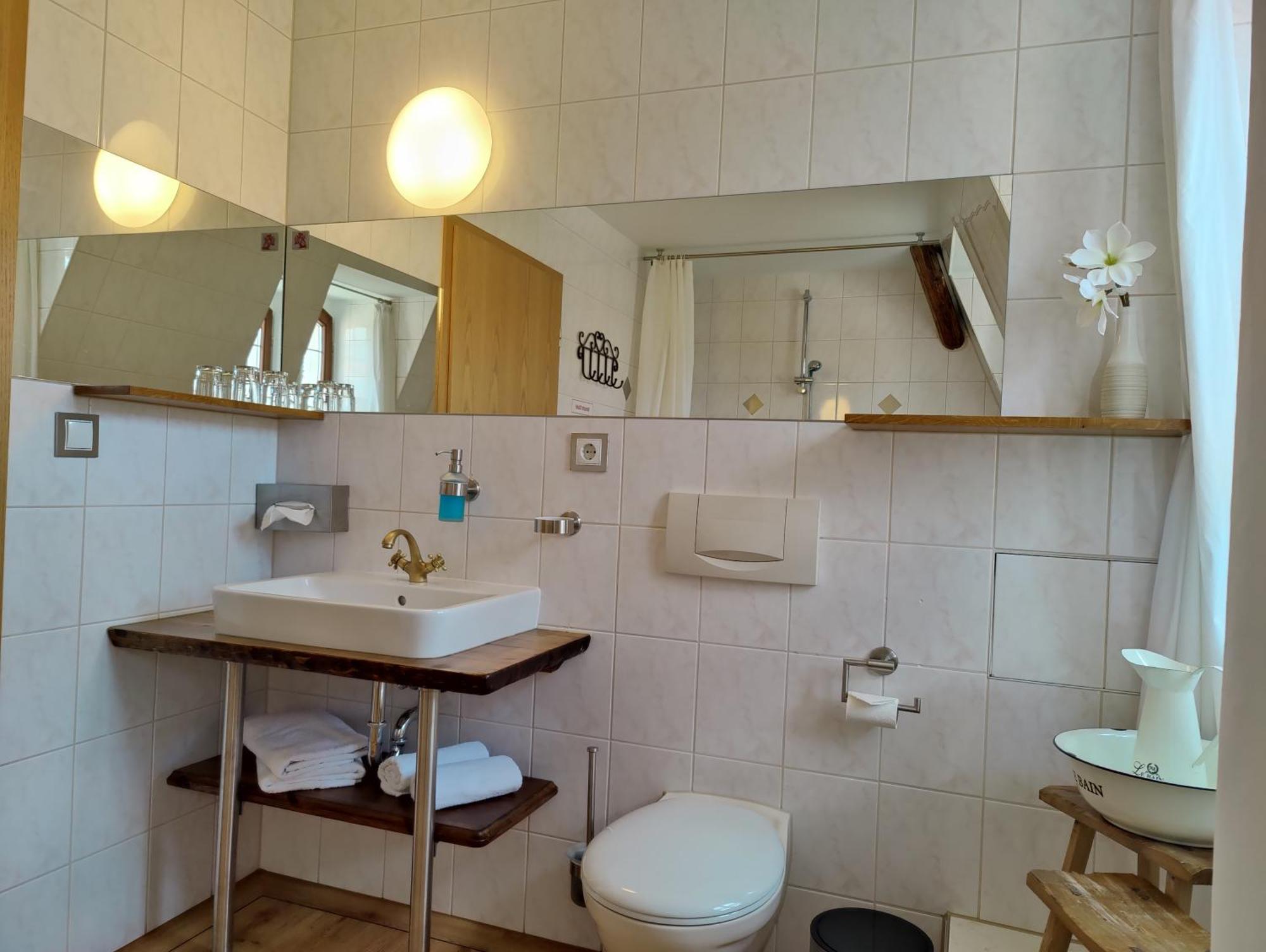 Hotel Zum Kloetzelmoench Görlitz Екстериор снимка